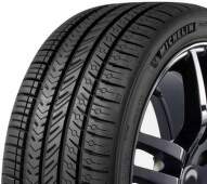 	305/40 R22 114 Y (300 km/h), négyévszakos

